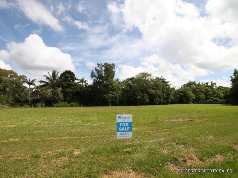 32 Wongaling Beach Road, Wongaling Beach QLD 4852