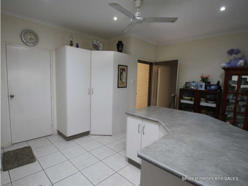 11 McQuillen Street, Tully QLD 4854