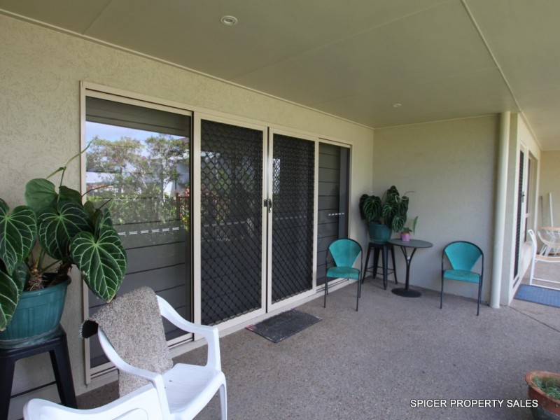 11 McQuillen Street, Tully QLD 4854