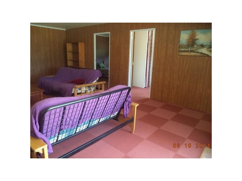 126 Bryant Street, Tully QLD 4854