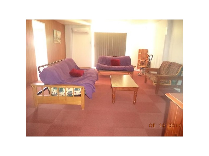 126 Bryant Street, Tully QLD 4854