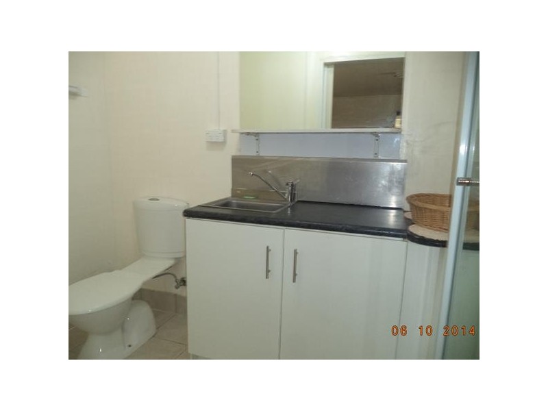 126 Bryant Street, Tully QLD 4854