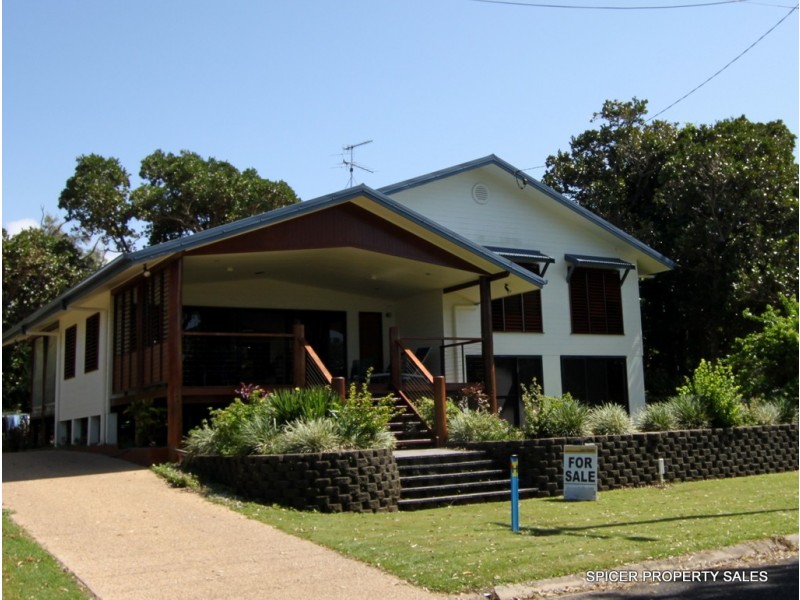 144 Kennedy Esplanade, South Mission Beach QLD 4852