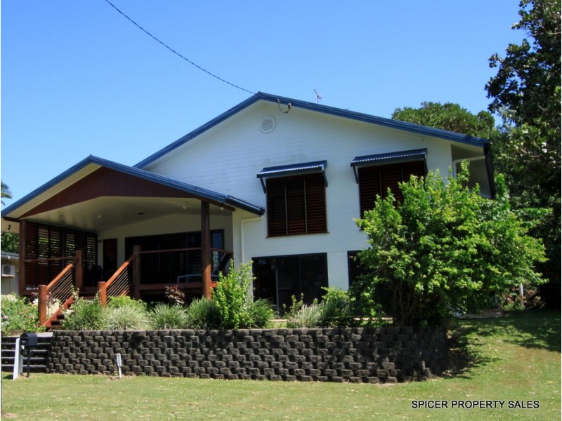 144 Kennedy Esplanade, South Mission Beach QLD 4852