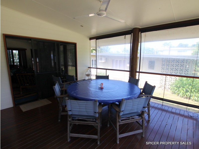 144 Kennedy Esplanade, South Mission Beach QLD 4852