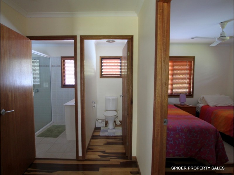 144 Kennedy Esplanade, South Mission Beach QLD 4852