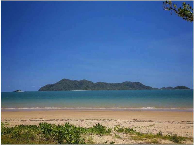 144 Kennedy Esplanade, South Mission Beach QLD 4852