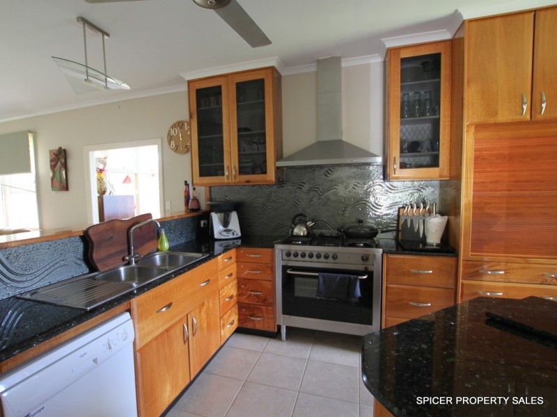 89 Keir Road, Tully QLD 4854