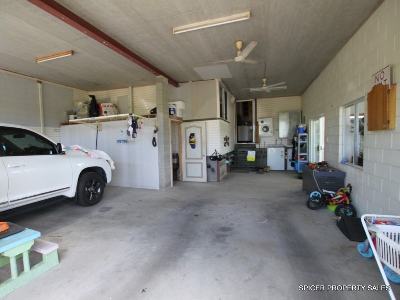89 Keir Road, Tully QLD 4854