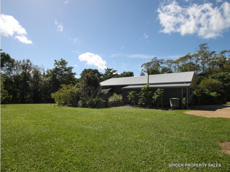 730 East Feluga Road, Tully QLD 4854