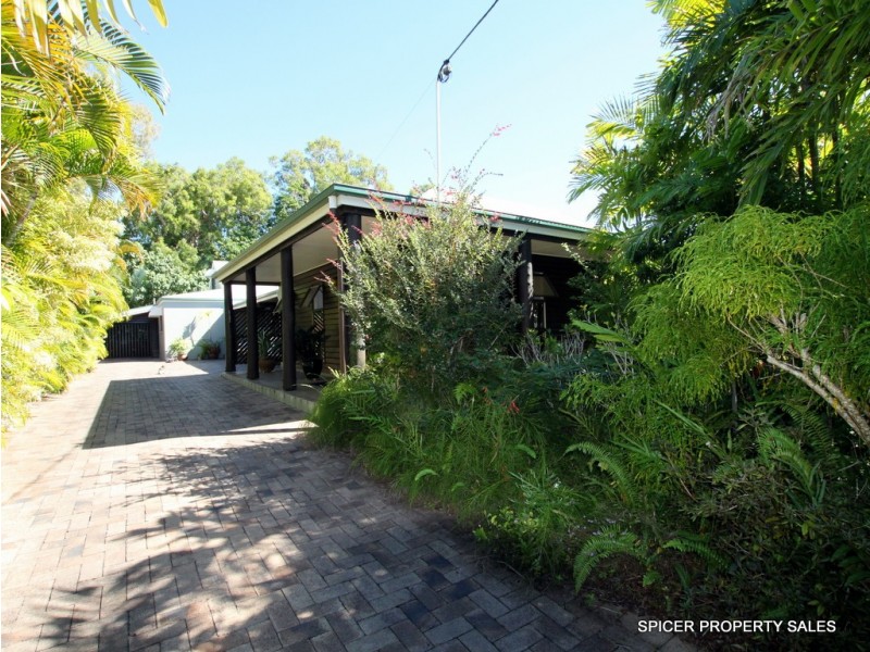 35 Reid Road, Wongaling Beach QLD 4852
