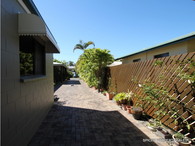 35 Reid Road, Wongaling Beach QLD 4852