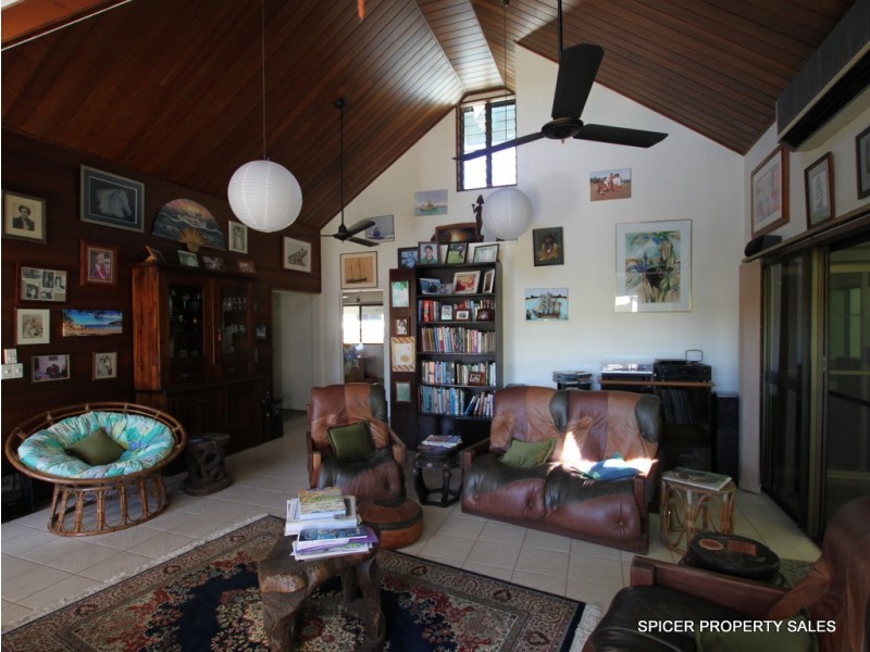 35 Reid Road, Wongaling Beach QLD 4852