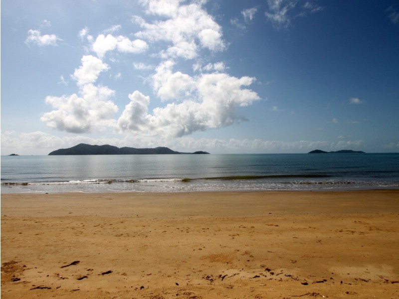 28 Seafarer Street, South Mission Beach QLD 4852
