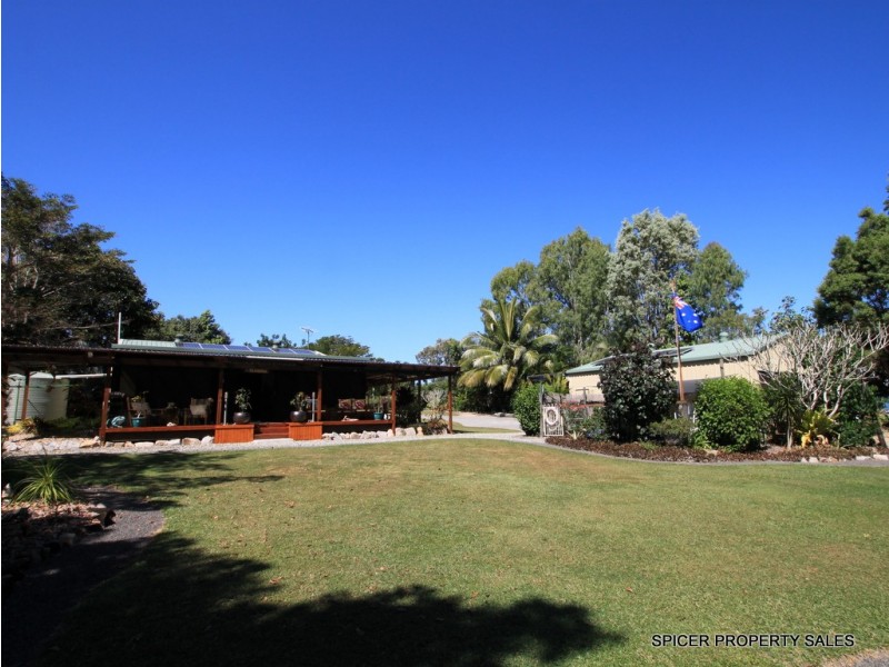 19 Hull Heads Road, Hull Heads QLD 4854