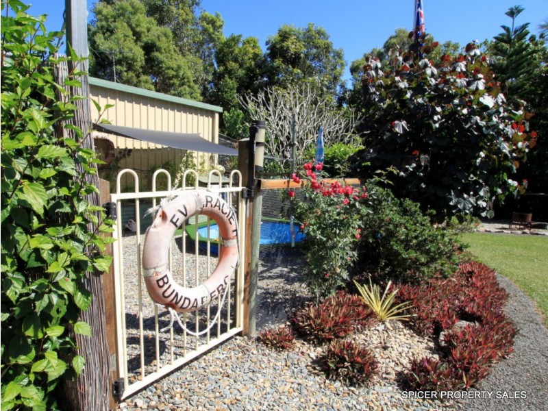 19 Hull Heads Road, Hull Heads QLD 4854