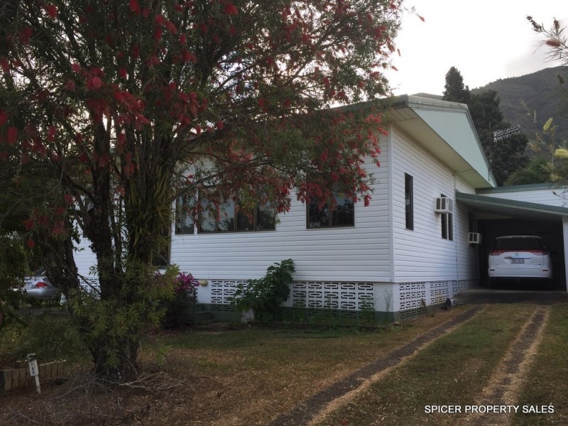 8 McQuillen Street, Tully QLD 4854