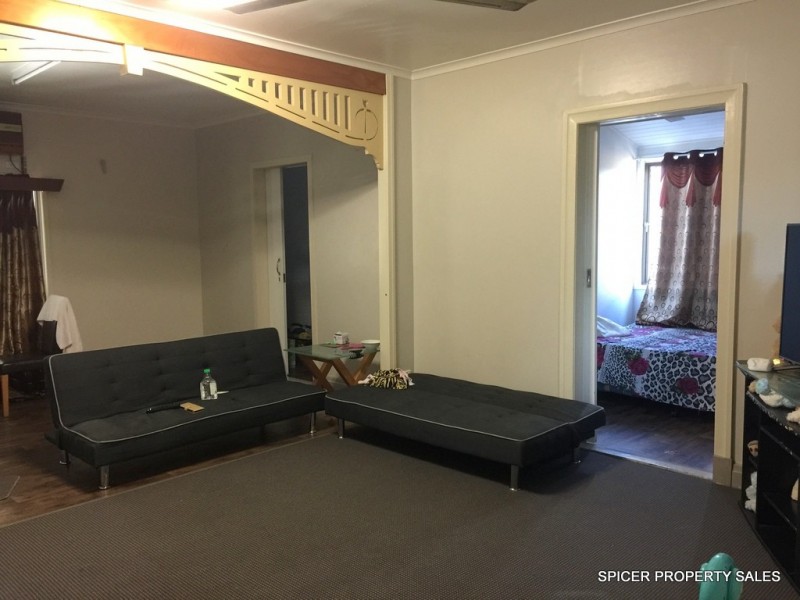 8 McQuillen Street, Tully QLD 4854