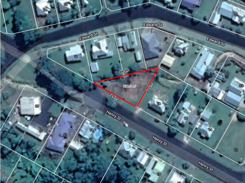 20 Henry Street, Tully QLD 4854