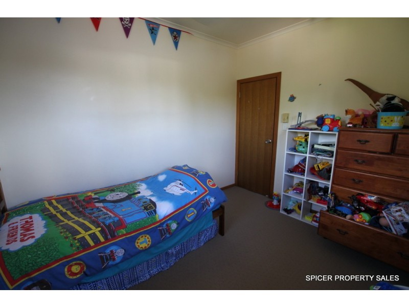 111 Taylor Street, Tully Heads QLD 4854