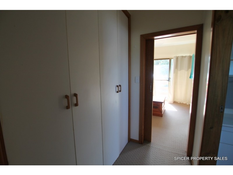 111 Taylor Street, Tully Heads QLD 4854