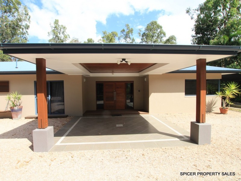 21 Curtis Road, Carruchan QLD 4816
