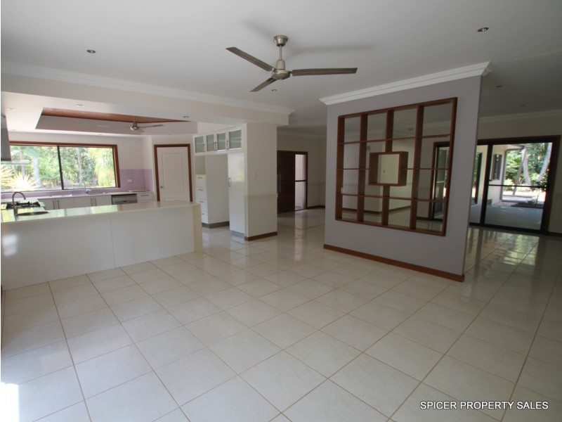 21 Curtis Road, Carruchan QLD 4816