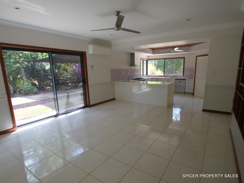 21 Curtis Road, Carruchan QLD 4816