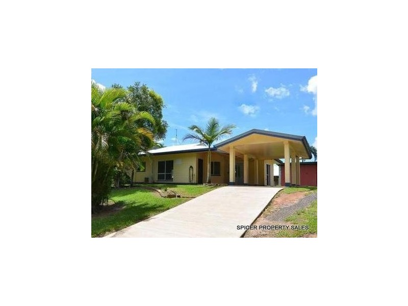 24 Bamber Street, Tully QLD 4854