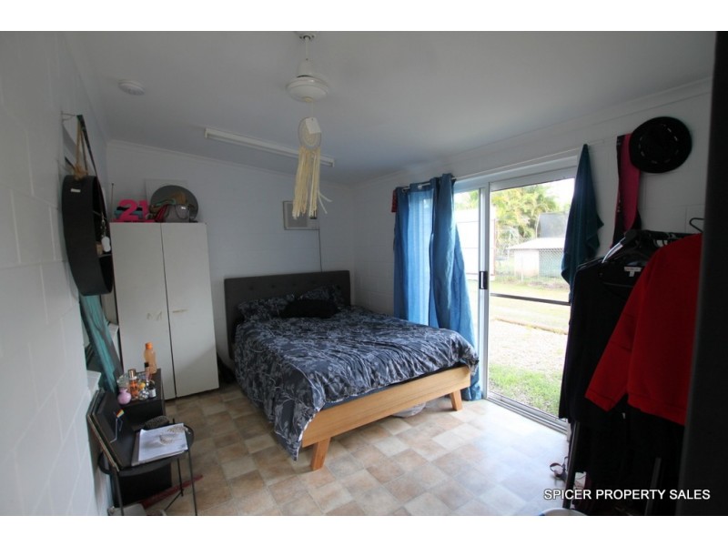 24 Bamber Street, Tully QLD 4854