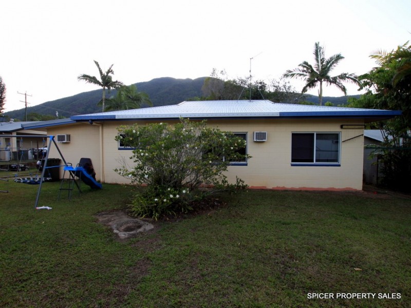 24 Bamber Street, Tully QLD 4854