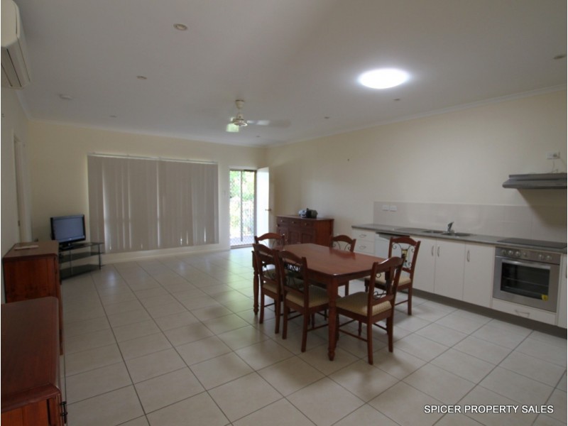 3/11 McQuillen Street, Tully QLD 4854