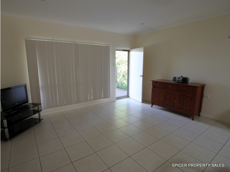 3/11 McQuillen Street, Tully QLD 4854