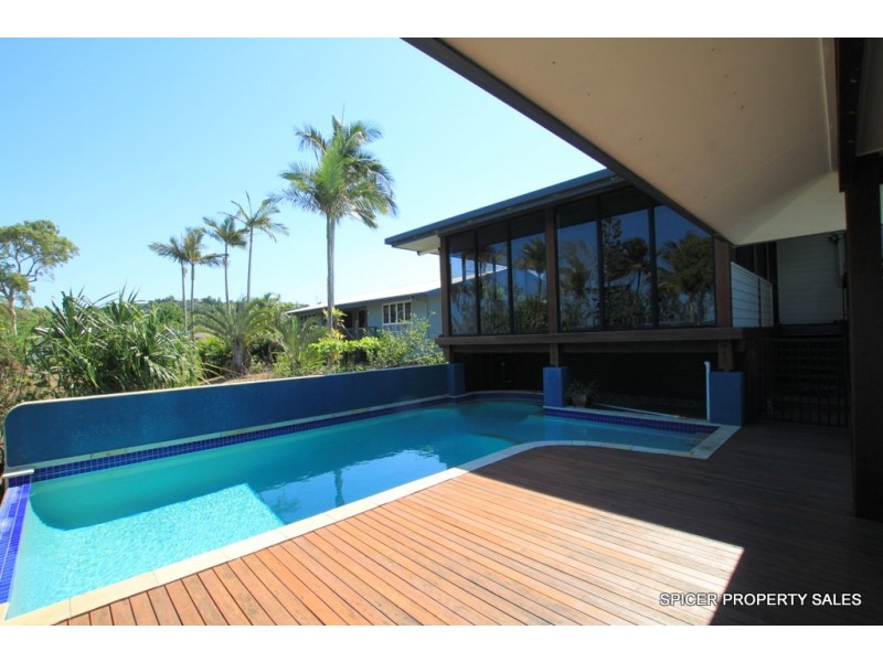 46 Kennedy Esplanade, South Mission Beach QLD 4852