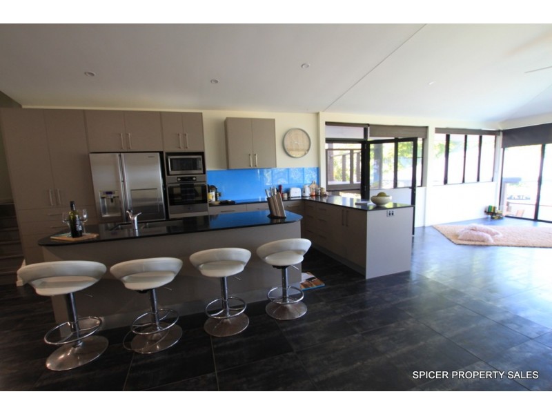 46 Kennedy Esplanade, South Mission Beach QLD 4852