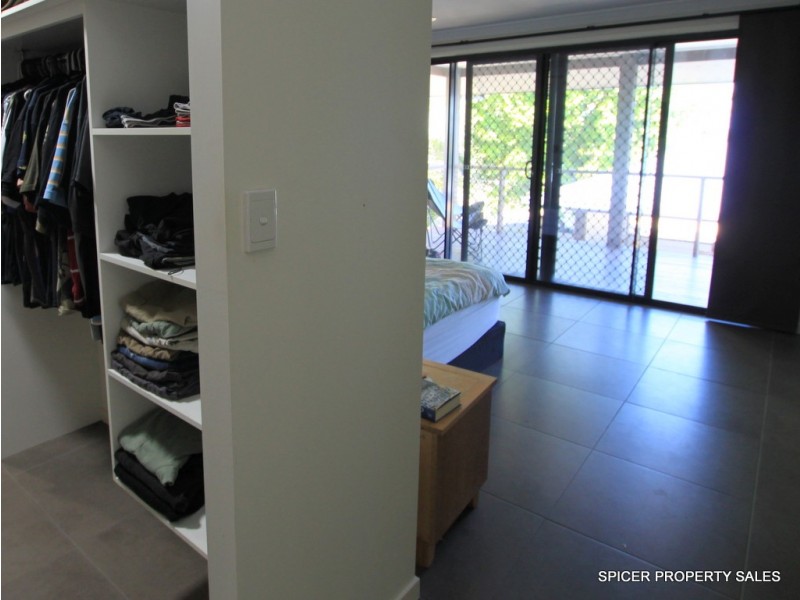 46 Kennedy Esplanade, South Mission Beach QLD 4852