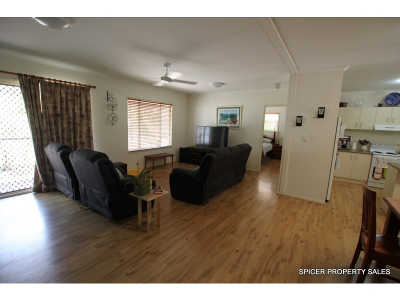 62 Paradise Palm Drive, Tully Heads QLD 4854