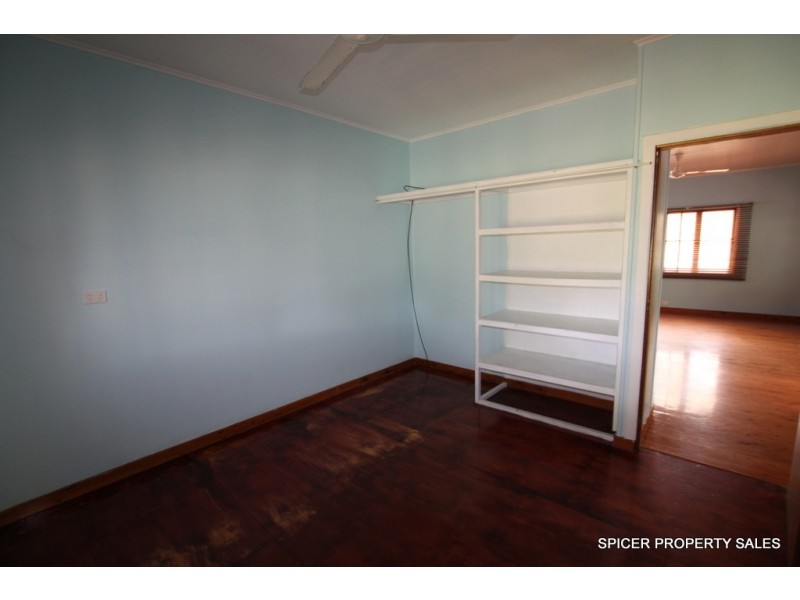 3 Muir Street, Tully Heads QLD 4854