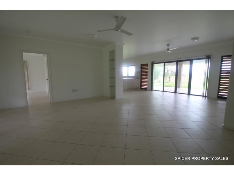 144 Old Tully Road, Birkalla QLD 4854