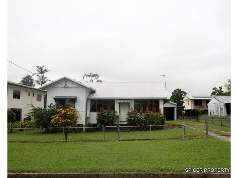 5 – 5a Cook Street, Tully QLD 4854