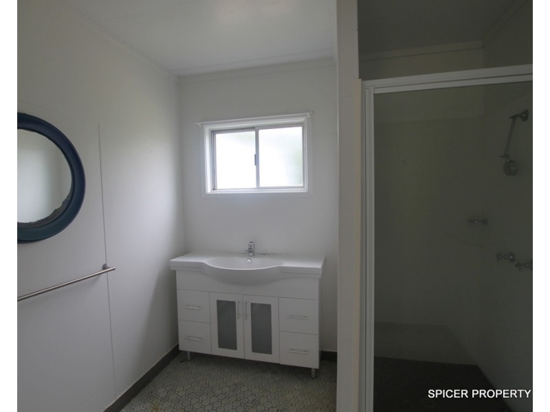 5 – 5a Cook Street, Tully QLD 4854