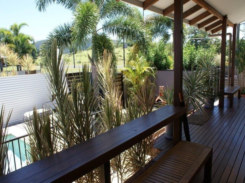 4 Southward Street, Mission Beach QLD 4852