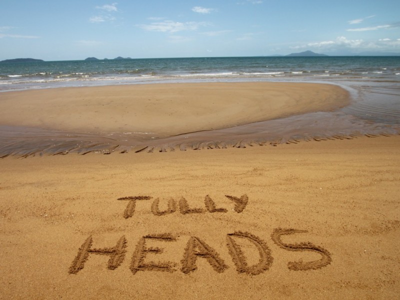 95 Taylor Street, Tully Heads QLD 4854