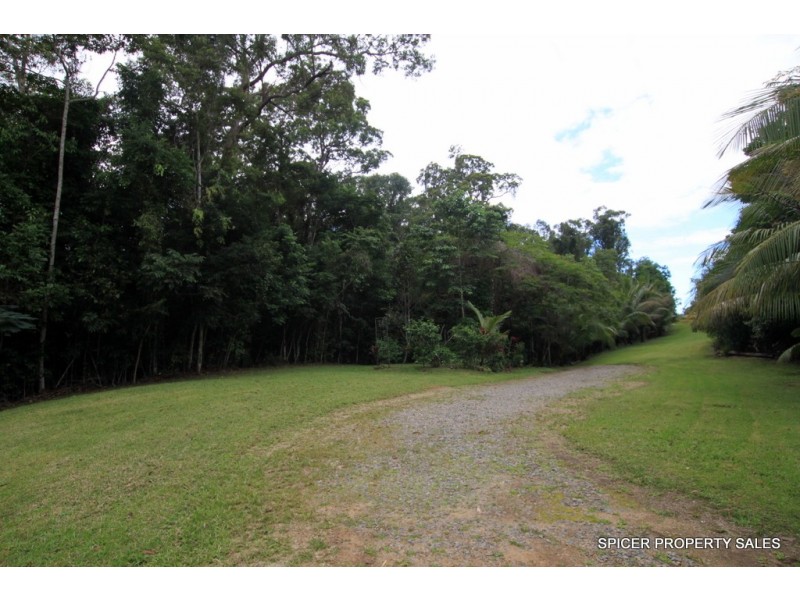 338 Appleyard Road, Bilyana QLD 4854