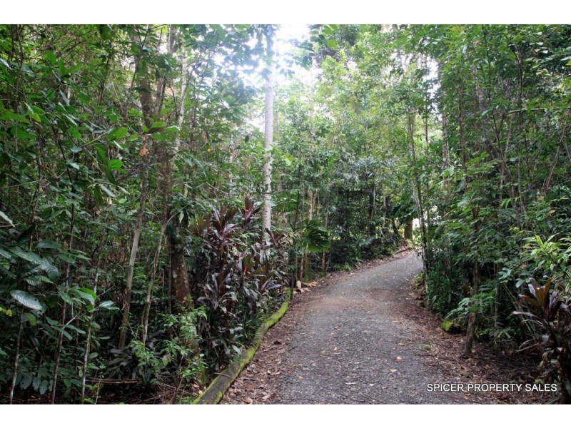 338 Appleyard Road, Bilyana QLD 4854