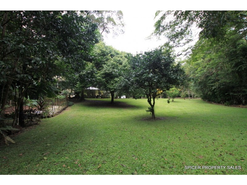 338 Appleyard Road, Bilyana QLD 4854