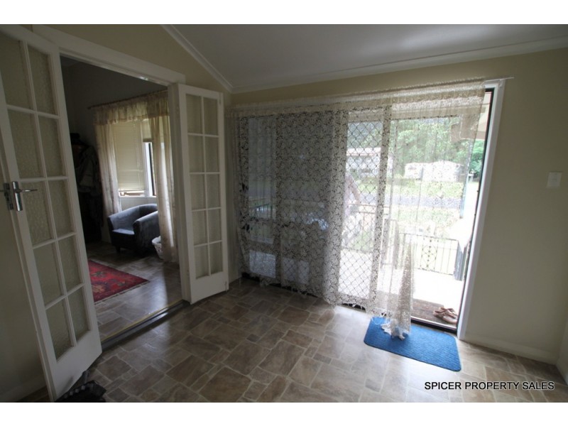 24 Murray Street, Tully QLD 4854