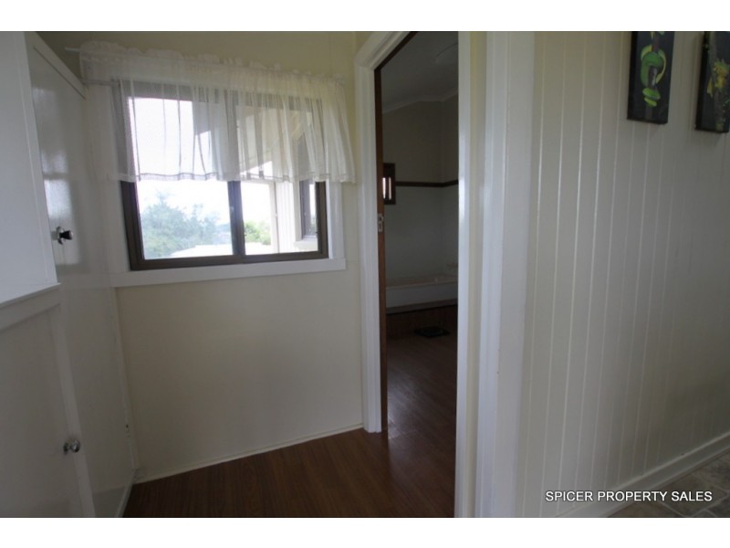 24 Murray Street, Tully QLD 4854