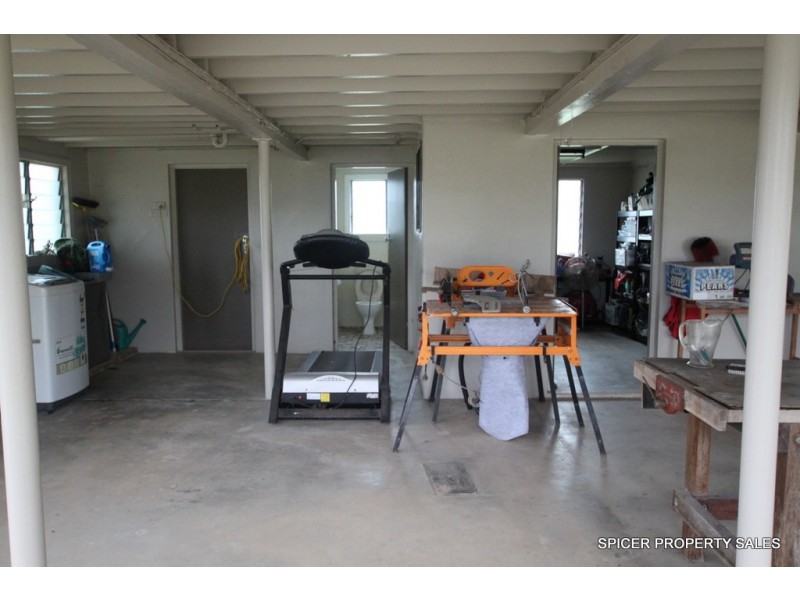 24 Murray Street, Tully QLD 4854