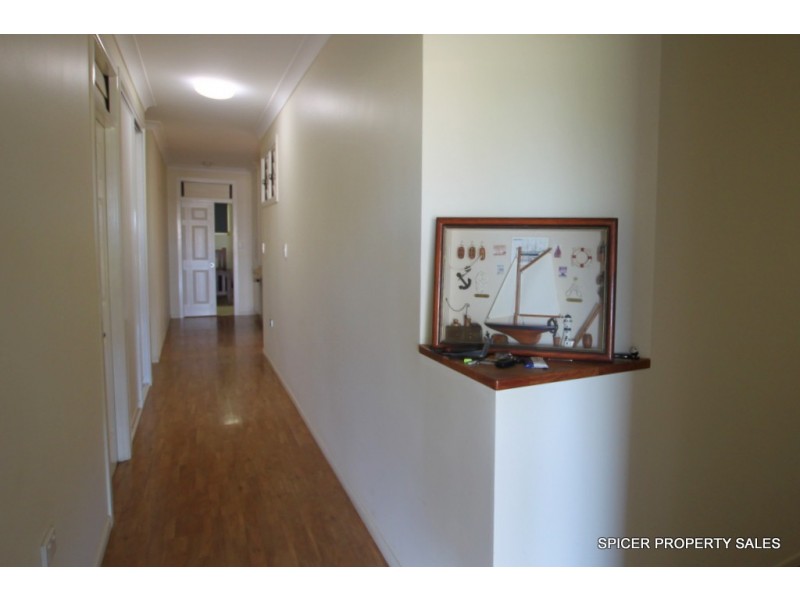 25 Pease Street, Tully QLD 4854